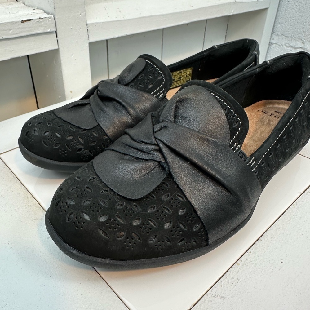 Earth Origins Finley Black Slip Ons Lightweight Loafer Comfort Flats Women’s 6.5 - Picture 9 of 13